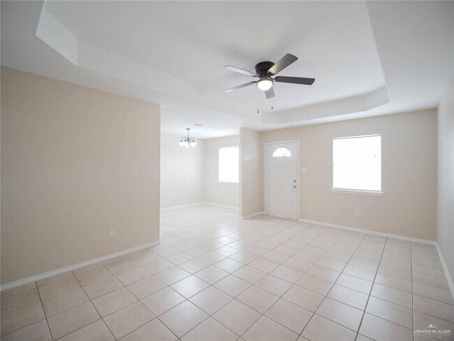 Foto del edificio - 2121 Lake View Dr