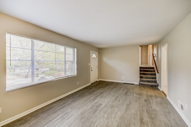 Building Photo - Spacious 3-Bedroom Home in Birmingham