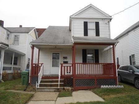 Primary Photo - 134 1st St NE