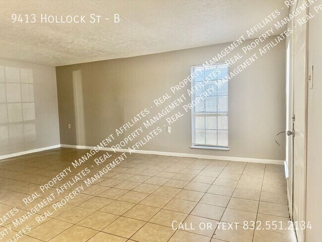 Foto del edificio - 9413 Hollock St