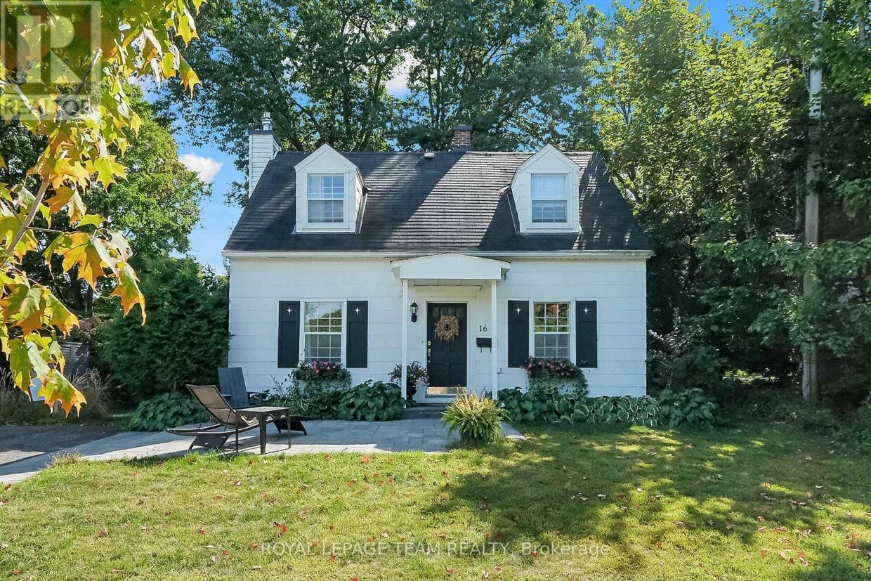 Primary Photo - 16 Sandridge Rd