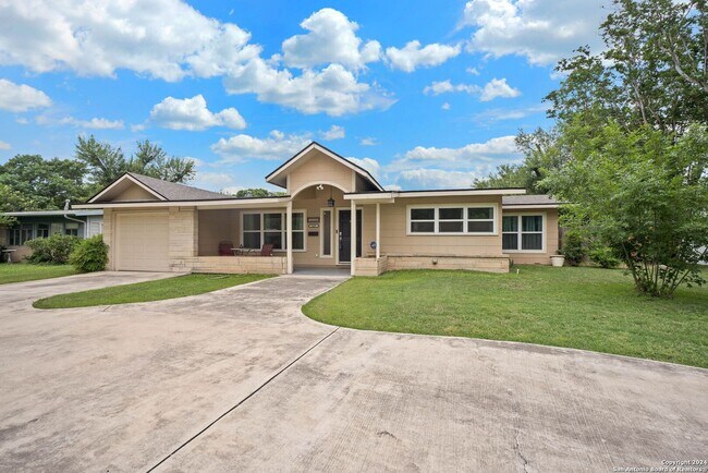 Foto del edificio - ALAMO HEIGHTS SINGLE-STORY HOME