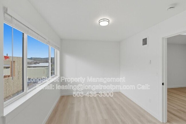 Foto del edificio - 824 S 19th St