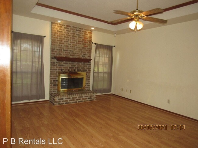 Building Photo - 3 br, 2 bath House - 116 NE 52nd Street