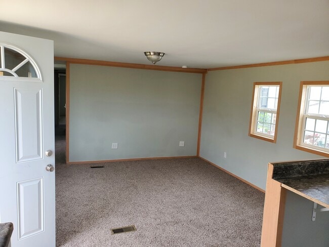 Building Photo - 4270 E Montpelier Pike