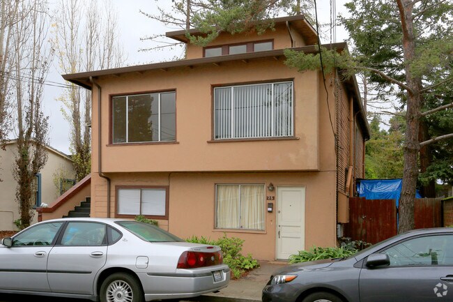 21 and 25 Lodato Ave - 33 Lodato Ave