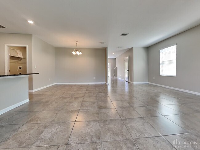 Foto del edificio - 12710 Hampton Hill Dr