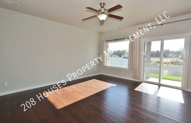 Building Photo - Premier Patio Home In Quiet Neighborhood