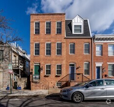 Building Photo - 1501 William St