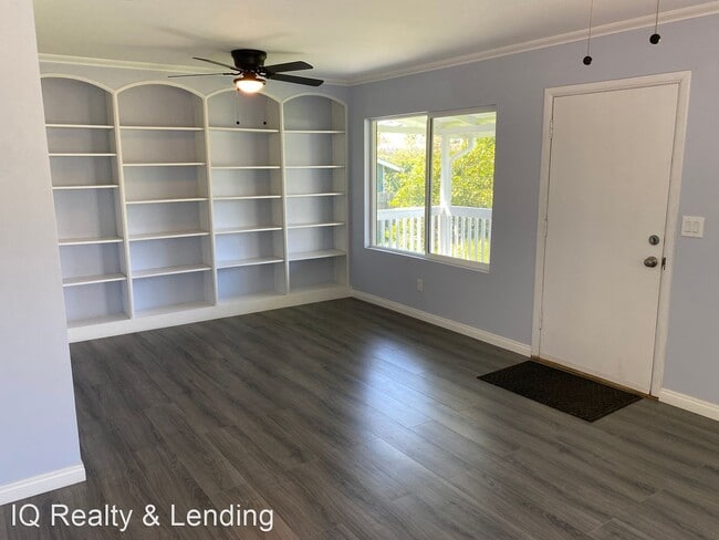 Building Photo - 3 br, 2 bath House - 1163 N 3rd St