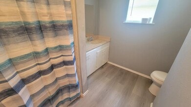 Building Photo - 10327 Highway 60