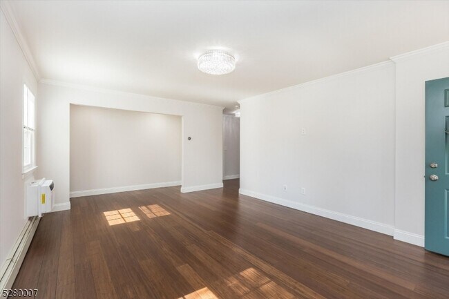 Foto del edificio - 470 Valley Rd