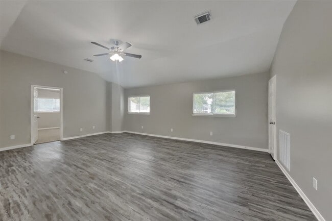 Building Photo - 602 Lajuana Ct