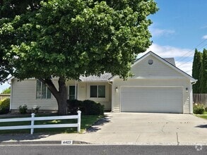Building Photo - 4423 S Sharron Ct