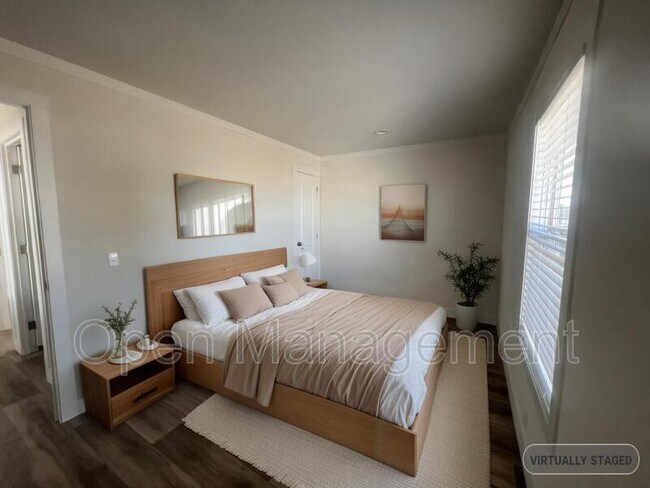 Foto del edificio - 2940 Sunlake Dr