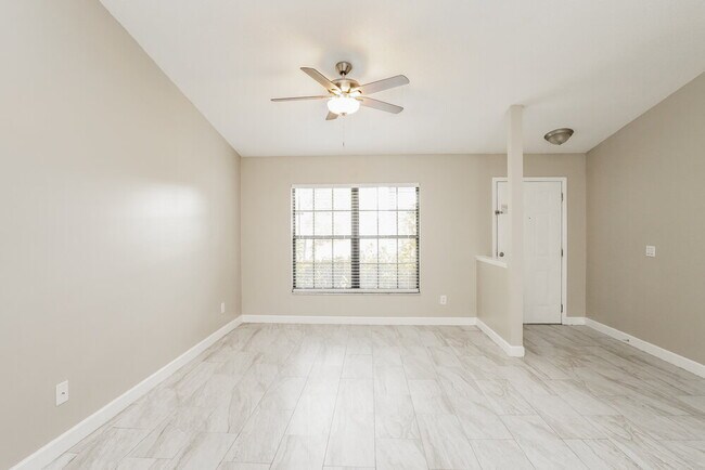 Building Photo - 2767 Muscatello St