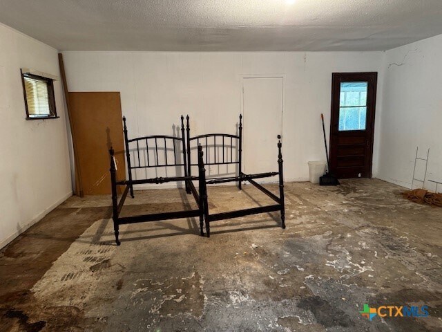 Foto del edificio - 1422 Mockingbird Ln