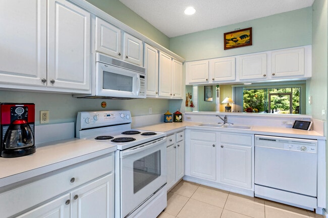 Building Photo - 4976 Palmbrooke Cir