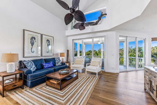 Foto del edificio - 786 Beach View Dr