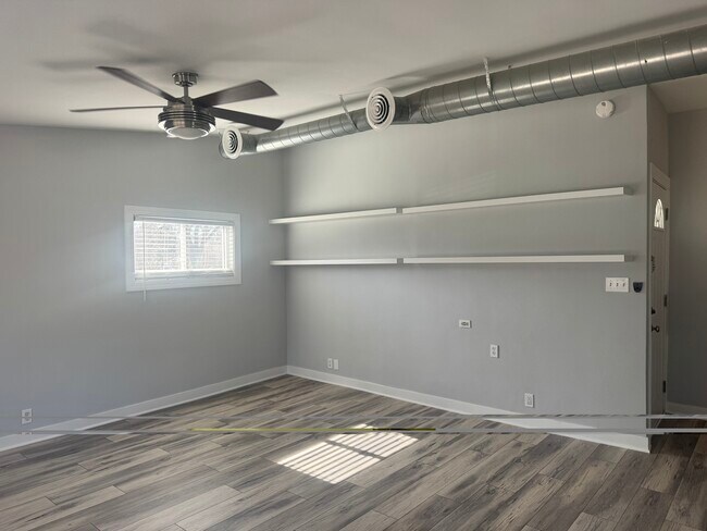 Habitación delantera - 2246 Tennessee St