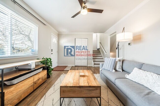 Foto del edificio - 7352 Tilden St