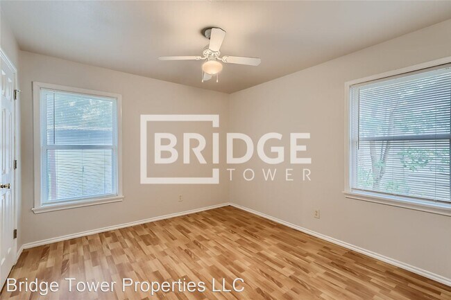 Foto del edificio - 3 br, 2 bath House - 817 S Vaden Street