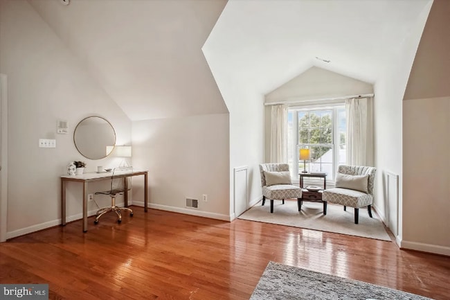 Building Photo - 2907 Dumas St