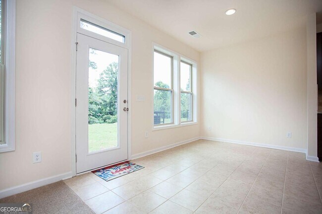 Foto del edificio - 4355 Almanor Cir