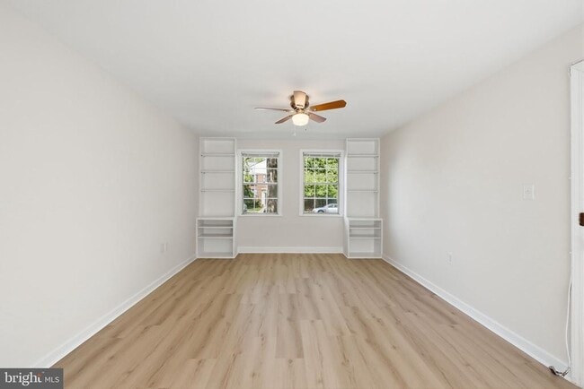 Foto del edificio - 6605 Potomac Ave