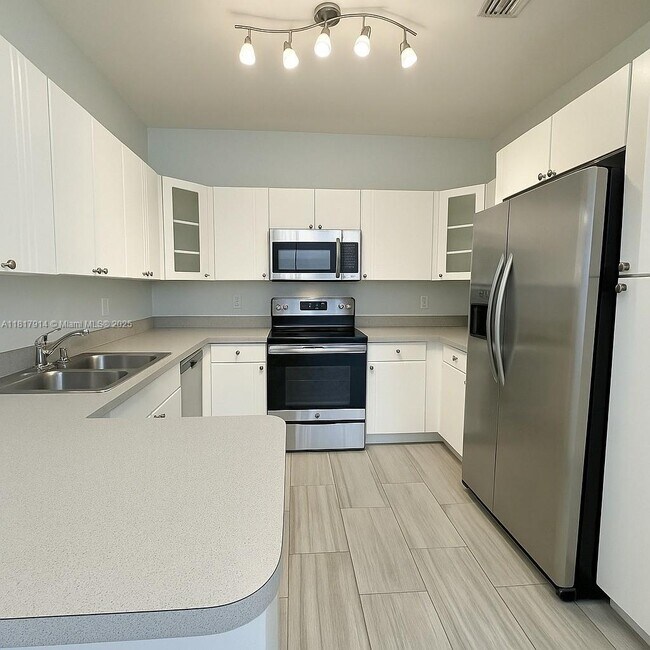 Foto del edificio - 1140 Butternut Ln