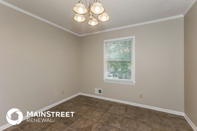 Building Photo - 8704 4 Oaks Ct