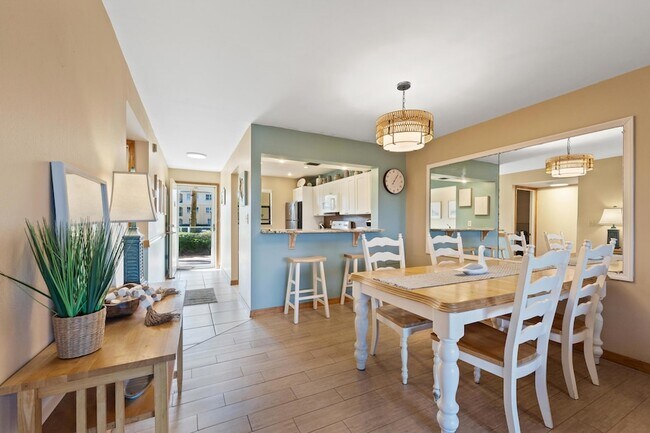 Building Photo - 7420 S Ocean Dr