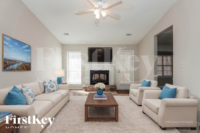 Foto del edificio - 150 Domino Ct