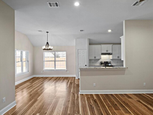 Building Photo - 229 Quail Run