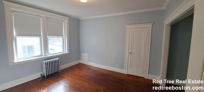 Building Photo - 4 Hancock St