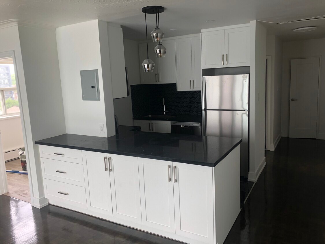 Photo principale - Lakeview 1.5 Bedroom unit: 1 bedroom + pri...