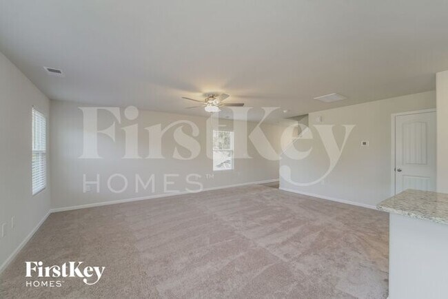 Foto del edificio - 5309 Wolfridge Ave