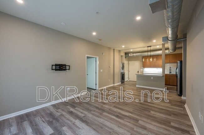 Building Photo - 5300 Peachtree Rd