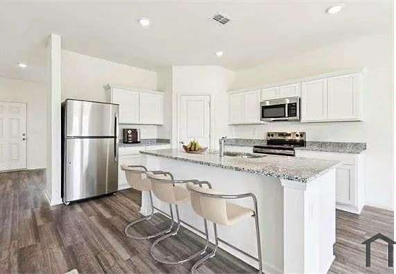 Building Photo - 4928 Mccoy Dr