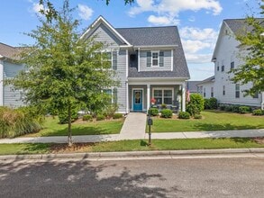 Building Photo - 1540 Carriage Ridge Dr