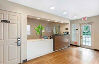 Furnished Studio-Miami - Airport - Blue Lagoon