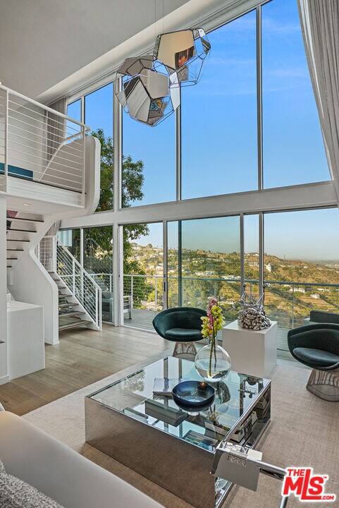 Foto principal - 2190 Beech Knoll Rd