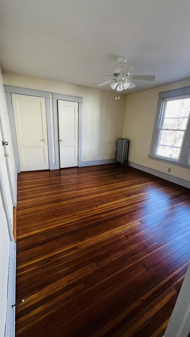 Foto del edificio - 244 Summer St