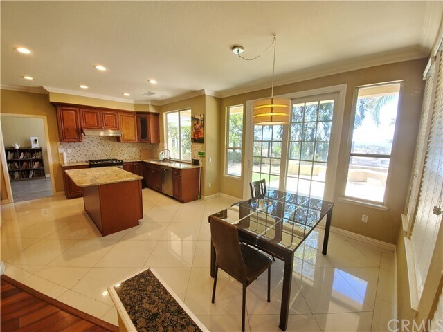 Building Photo - 3527 Brighton Pl