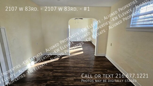 Building Photo - Spacious 3-bedroom, 1-bath apartment!