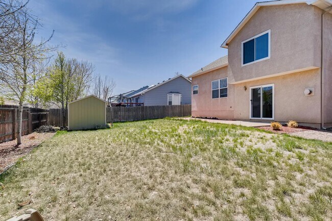 Foto del edificio - 4 Bed 4 Bath Stetson Hills Home!