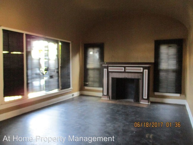 Building Photo - 301 S Chester Ave
