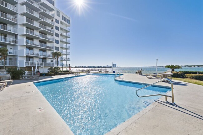 Foto del edificio - 1516 Sandpiper Ln