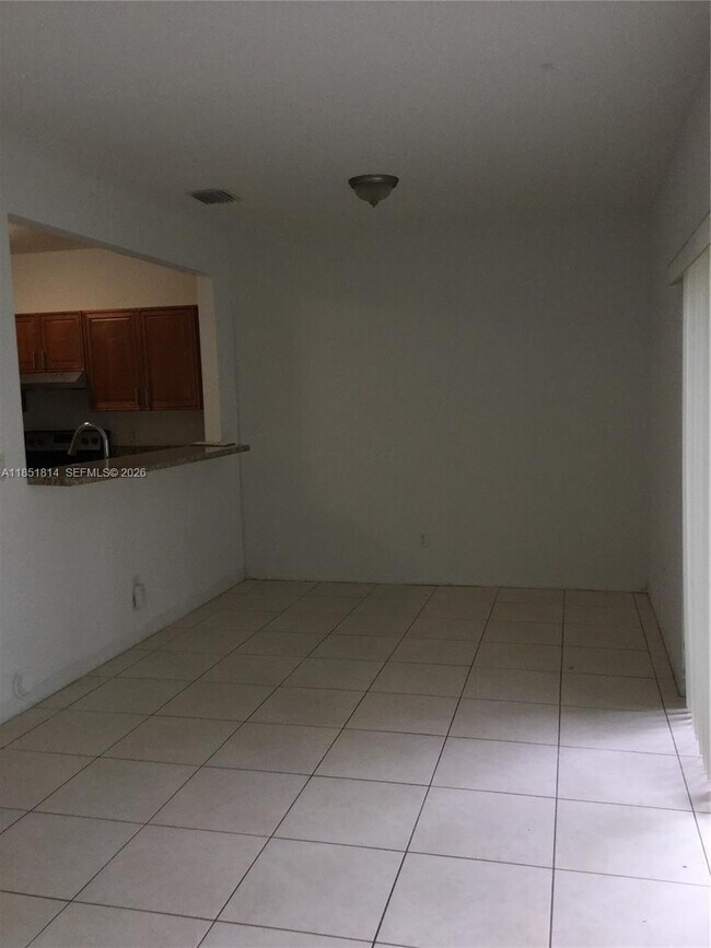 Foto del edificio - 2885 SW 127th Ave