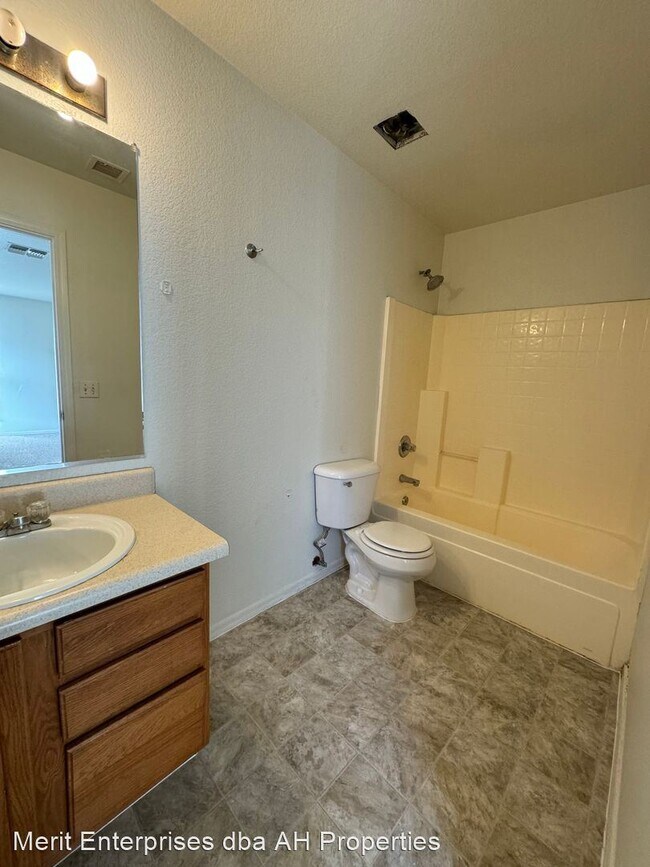 Foto del edificio - 4 br, 2 bath House - 9633 W KINGMAN ST